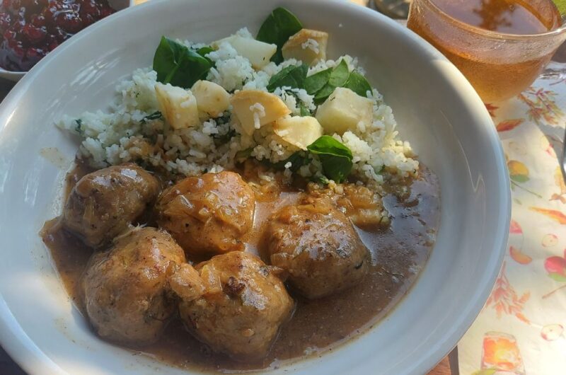 Swedish Meatballs with Creamy Cranberry Sauce